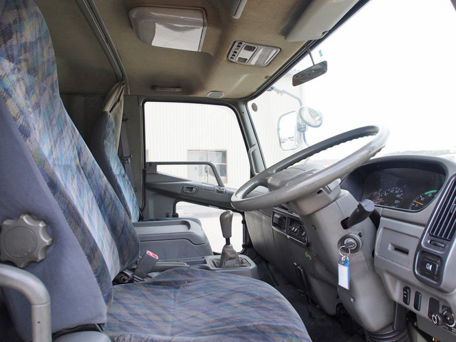 三菱ふそう ファイター ウイング車 中型 PA-FK61FK 年式 H17[写真20]