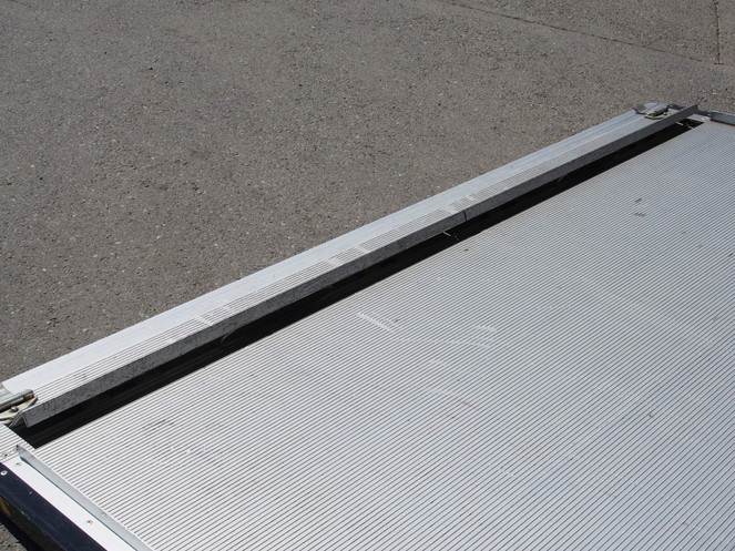 三菱ふそう ファイター ウイング車 中型 PDG-FK64F 年式 H20[写真15]