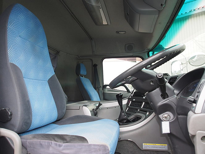 UDトラックス クオン ユニック 大型 ADG-CW4ZL 年式 H18[写真19]