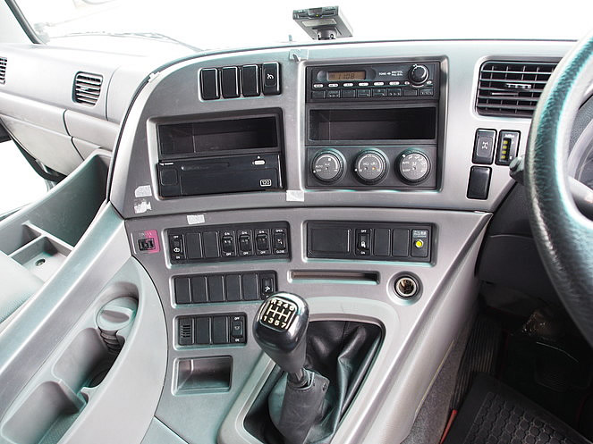 UDトラックス クオン ユニック 大型 ADG-CW4ZL 年式 H18[写真20]