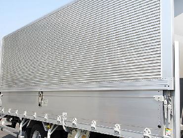 三菱ふそう ファイター ウイング車 中型 PA-FK61FK 年式 H17 [写真09]