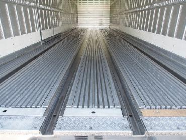 いすゞ ギガ 冷凍バン 大型 PJ-CYY77V6 年式 H19 [写真10]