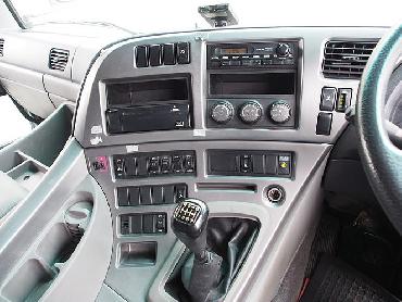 UDトラックス クオン ユニック 大型 ADG-CW4ZL 年式 H18 [写真20]