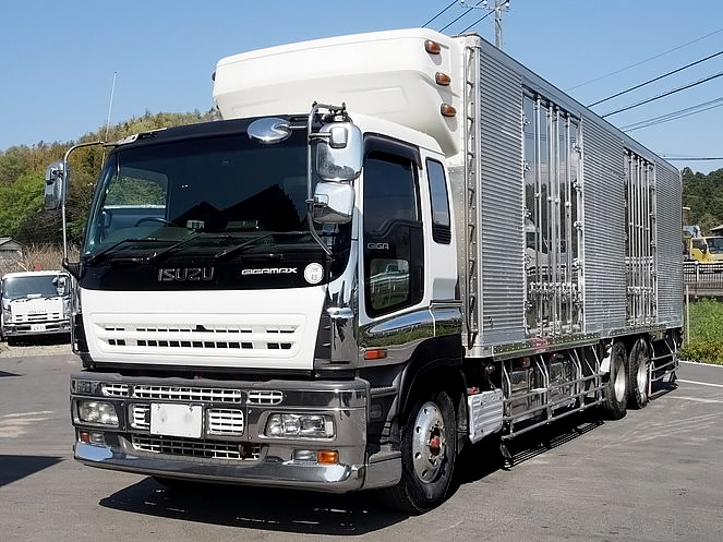 いすゞ ギガ 冷凍バン 大型 PJ-CYY77V6 年式 H19[写真03]