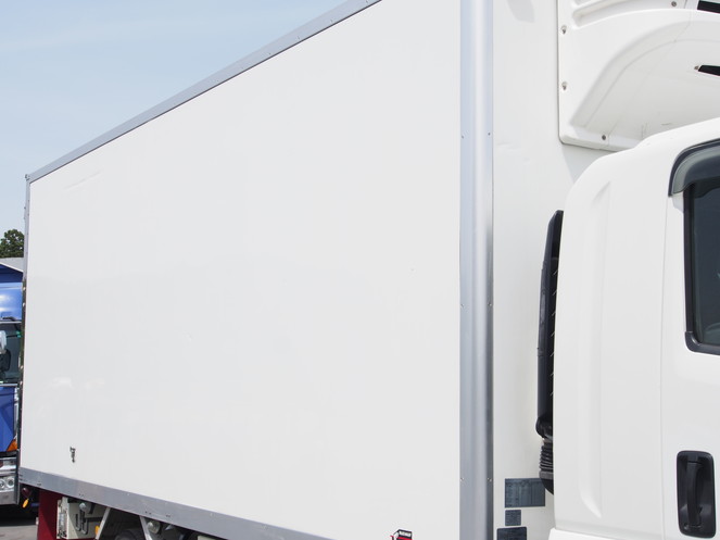 いすゞ フォワード 冷凍バン 中型 PKG-FRR90S2 年式 H20[写真08]