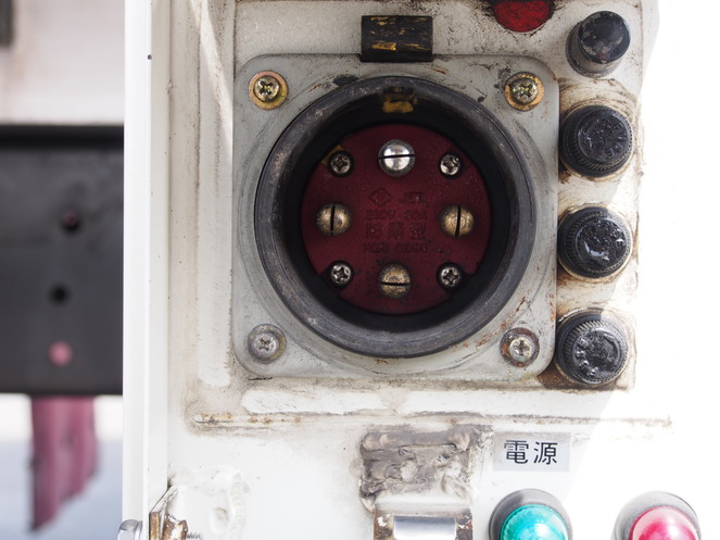 いすゞ フォワード 冷凍バン 中型 PKG-FRR90S2 年式 H20[写真15]