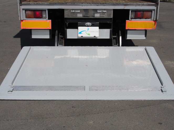 三菱ふそう キャンター バン車 小型 PA-FE88DEV 年式 H17[写真13]