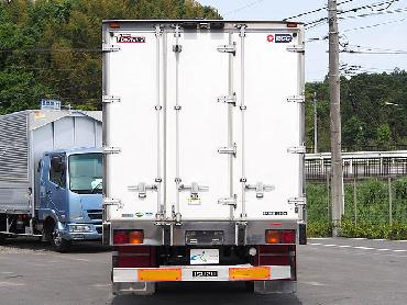 いすゞ フォワード 冷凍バン 中型 PKG-FRR90S2 年式 H20 [写真12]