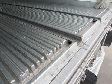 いすゞ フォワード 冷凍バン 中型 PKG-FRR90S2 年式 H20 [写真20]