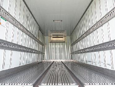 いすゞ フォワード 冷凍バン 中型 PKG-FRR90S2 年式 H20 [写真16]