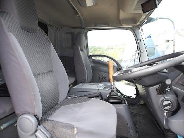 いすゞ フォワード 冷凍バン 中型 PKG-FRR90S2 年式 H20 [写真22]