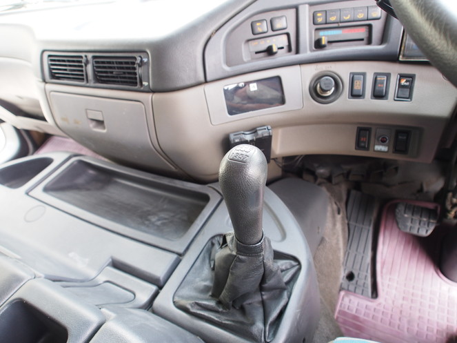 日野  ウイング車 大型 KL-FW1KXHG 年式 H15[写真18]