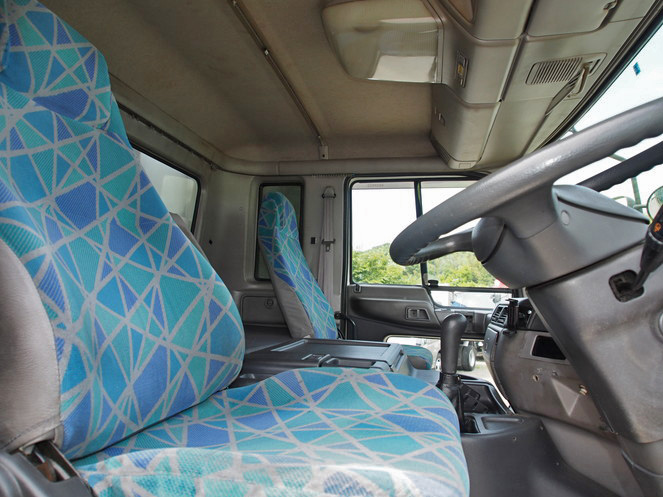 日野  ウイング車 大型 KL-FR1KZHG 年式 H15[写真13]