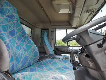 日野  ウイング車 大型 KL-FR1KZHG 年式 H15 [写真13]