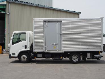 いすゞ エルフ バン車 小型 BDG-NPR85AN 年式 H20 [写真08]