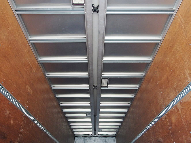 日野 プロフィア ウイング車 大型 KS-FW1EXWG 年式 H18[写真11]