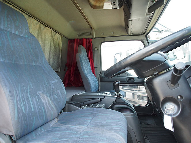 いすゞ フォワード ウイング車 中型 PA-FRD34L4 年式 H17[写真16]