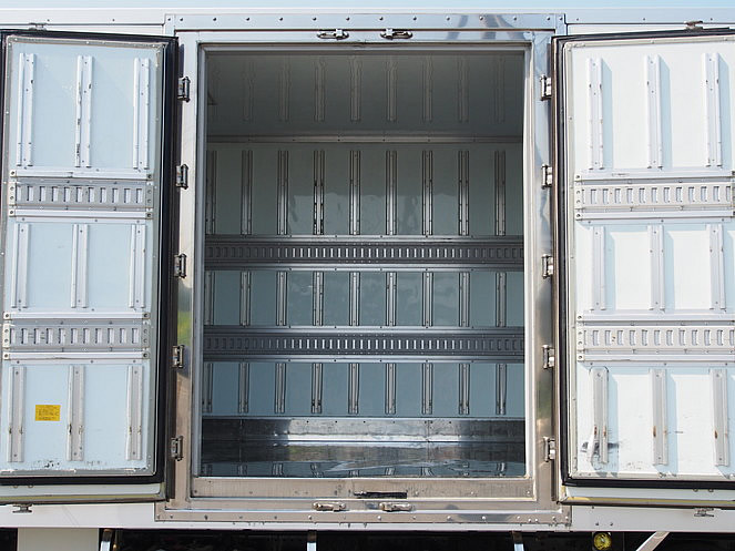 いすゞ フォワード 冷凍バン 中型 PDG-FRR34S2 年式 H19[写真08]