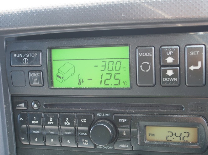 いすゞ フォワード 冷凍バン 中型 PDG-FRR34S2 年式 H19[写真17]