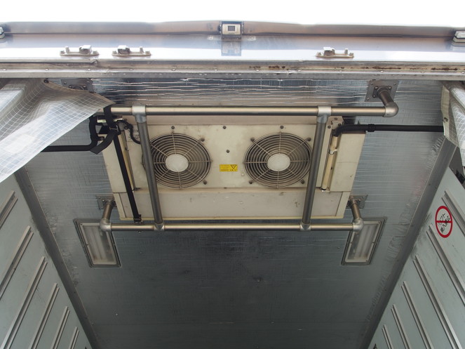 いすゞ フォワード 冷凍バン 中型 PKG-FRR90S2 年式 H20[写真12]