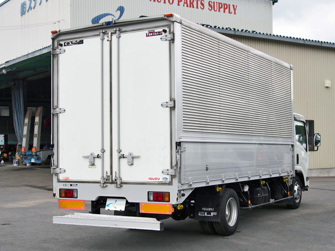 いすゞ エルフ ウイング車 小型 BDG-NPR85AN 年式 H19[写真05]