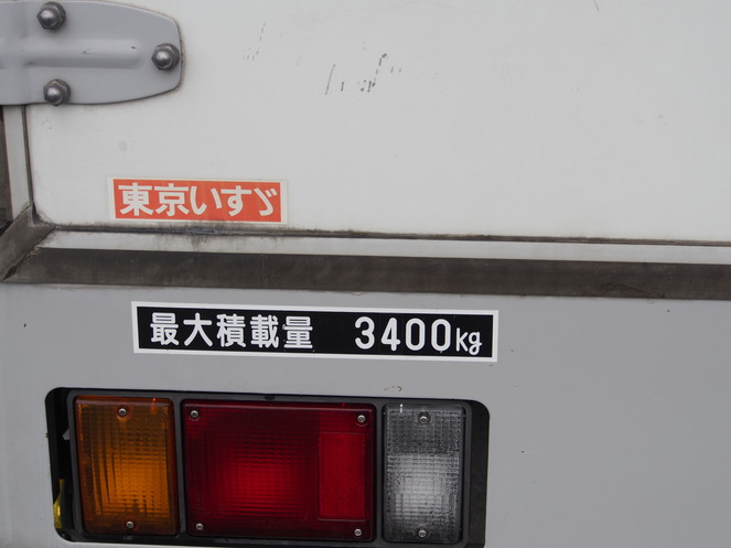 いすゞ エルフ ウイング車 小型 BDG-NPR85AN 年式 H19[写真07]