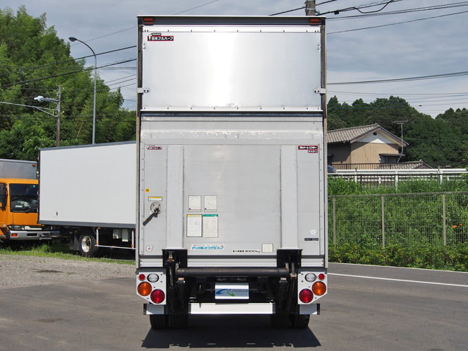 いすゞ エルフ バン車 小型 PB-NKR81AN 年式 H18[写真11]