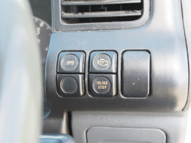 いすゞ エルフ バン車 小型 PB-NKR81AN 年式 H18[写真18]