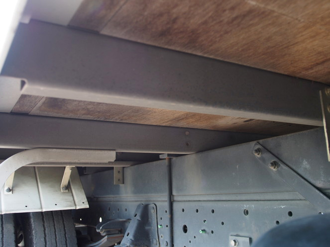 いすゞ エルフ バン車 小型 PB-NKR81AN 年式 H18[写真23]