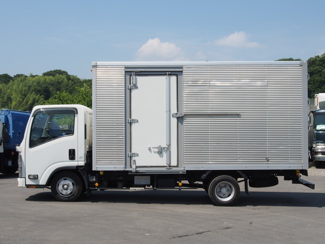 いすゞ エルフ バン車 小型 BKG-NLR85AN 年式 H19[写真06]