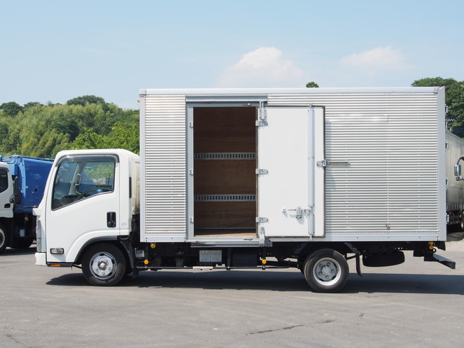 いすゞ エルフ バン車 小型 BKG-NLR85AN 年式 H19[写真07]