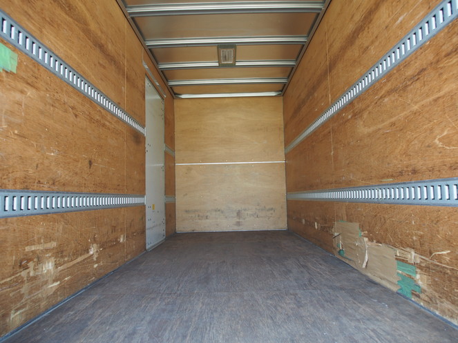 いすゞ エルフ バン車 小型 BKG-NLR85AN 年式 H19[写真14]