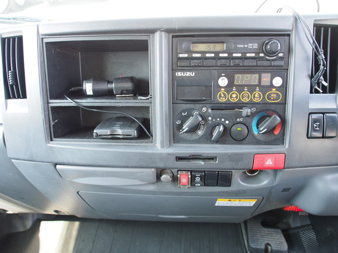 いすゞ エルフ バン車 小型 BKG-NLR85AN 年式 H19[写真16]