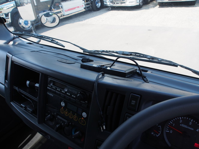 いすゞ エルフ バン車 小型 BKG-NLR85AN 年式 H19[写真21]