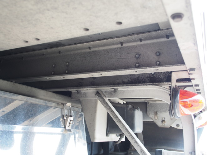 三菱ふそう スーパーグレート ウイング車 大型 PJ-FS55JZ 年式 H17[写真27]