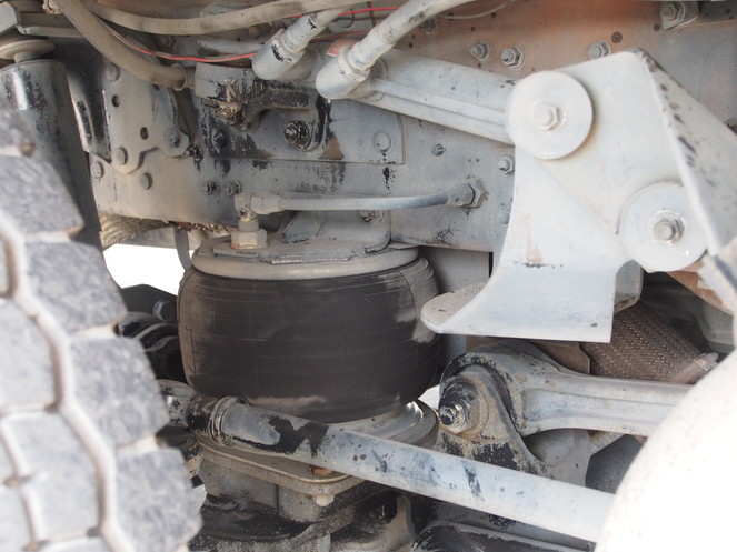 三菱ふそう スーパーグレート ウイング車 大型 PJ-FS55JZ 年式 H17[写真26]