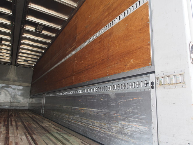 三菱ふそう スーパーグレート ウイング車 大型 PJ-FS55JZ 年式 H17[写真13]