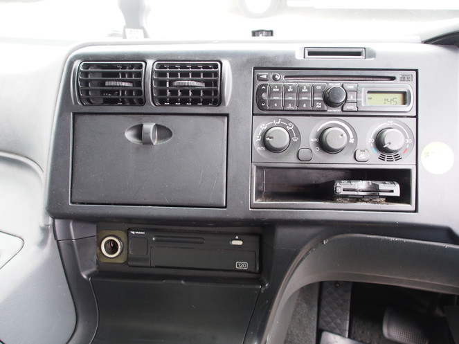 三菱ふそう スーパーグレート ウイング車 大型 BDG-FS55JZ 年式 H19[写真20]