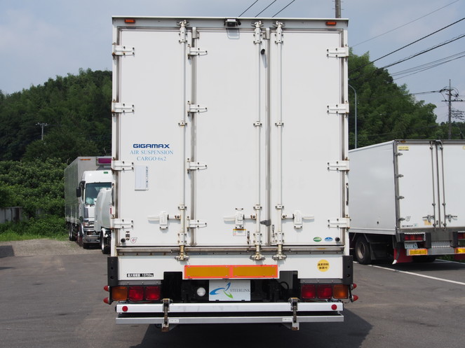 いすゞ ギガ 冷凍バン 大型 PKG-CYL77V8 年式 H21[写真08]