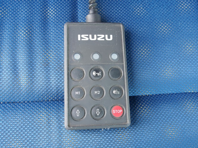 いすゞ ギガ 冷凍バン 大型 PKG-CYL77V8 年式 H21[写真21]