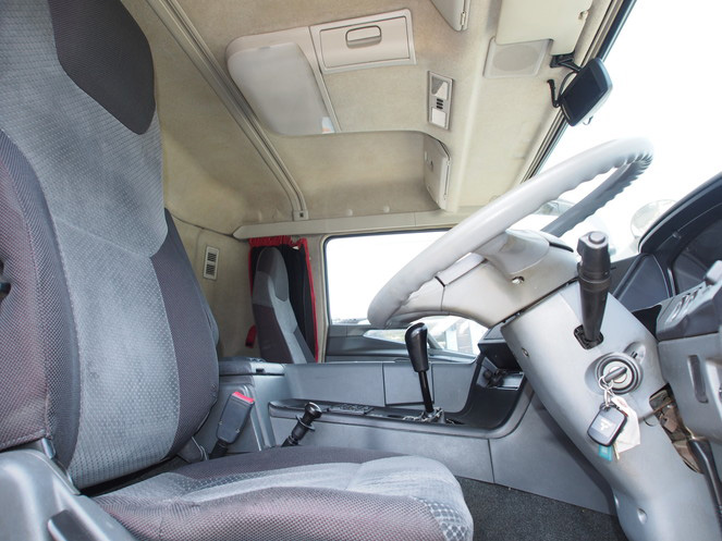 三菱ふそう スーパーグレート ウイング車 大型 BDG-FS54JZ 年式 H20[写真17]