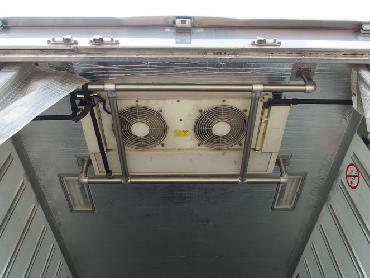 いすゞ フォワード 冷凍バン 中型 PKG-FRR90S2 年式 H20 [写真12]