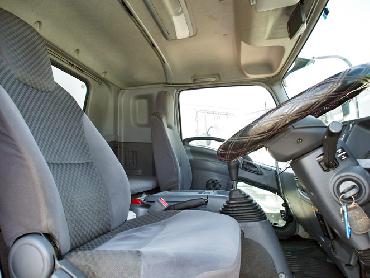 いすゞ フォワード 冷凍バン 中型 PKG-FRR90S2 年式 H20 [写真16]