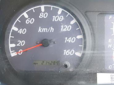 いすゞ エルフ バン車 小型 PB-NKR81AN 年式 H18 [写真17]