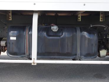 いすゞ エルフ バン車 小型 PB-NKR81AN 年式 H18 [写真22]