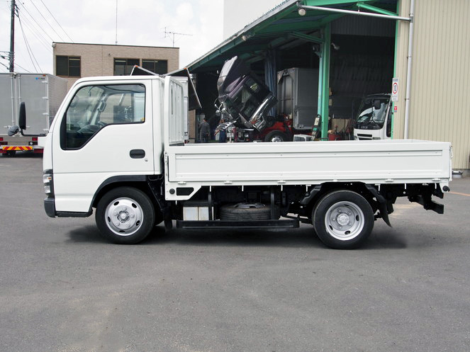 いすゞ エルフ 平ボディ 小型 PB-NKR81A 年式 H17[写真06]