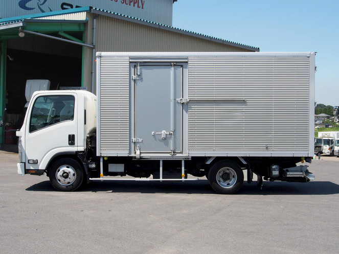 いすゞ エルフ バン車 小型 BKG-NPR85AN 年式 H19[写真07]