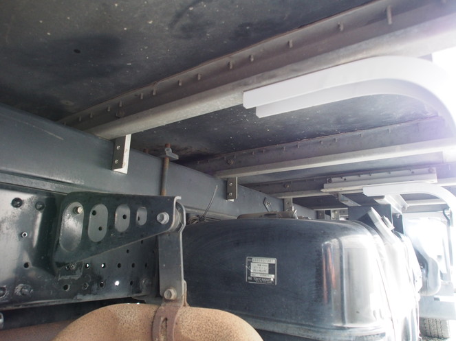 いすゞ エルフ バン車 小型 BKG-NPR85AN 年式 H19[写真18]