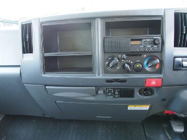 いすゞ エルフ バン車 小型 BKG-NPR85AN 年式 H19 [写真14]