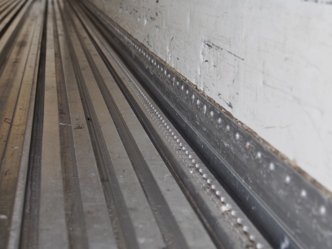 三菱ふそう スーパーグレート 冷凍ウイング 大型 PJ-FS54JZ 年式 H18[写真18]